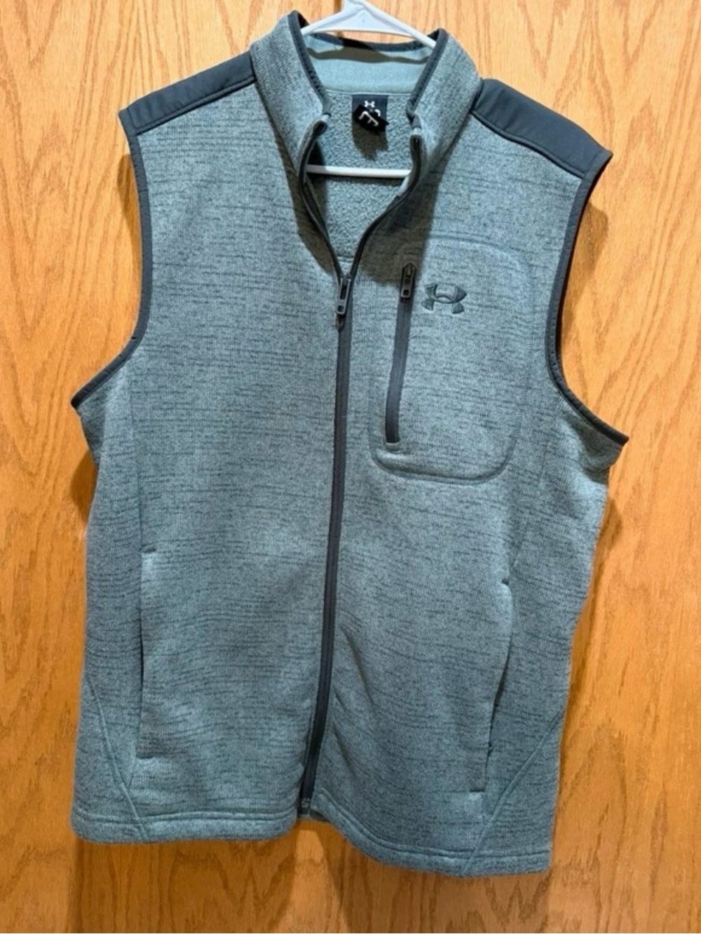 Under Armour Men’s Green Fleece Vest - Zip Front